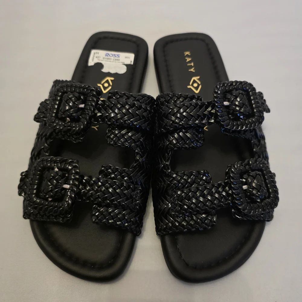 Brand New Katy Perry The Salvo Buckle Sandal — image 3 of 8